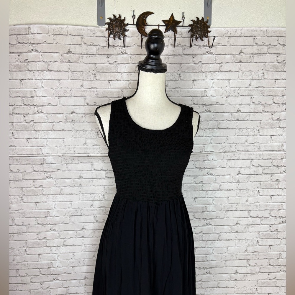 Vintage Jane Ashley Black Smocked Floral hem Maxi Dress - Picture 2 of 5